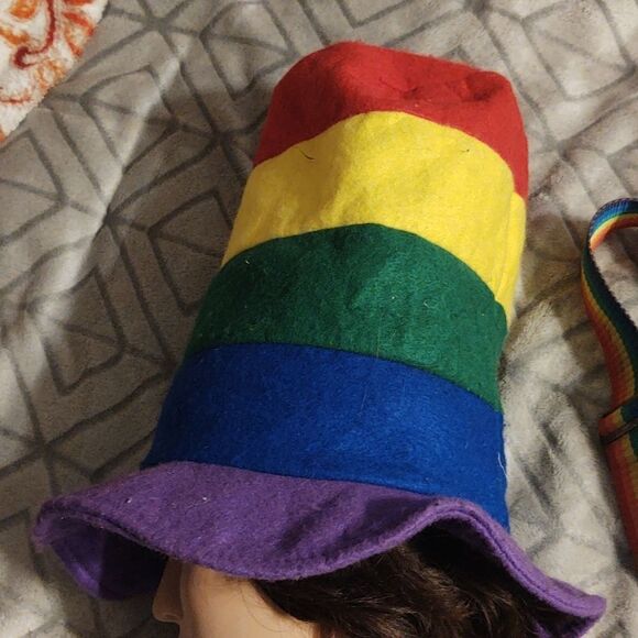 🌈 rainbow hat and suspenders set - Picture 5 of 9